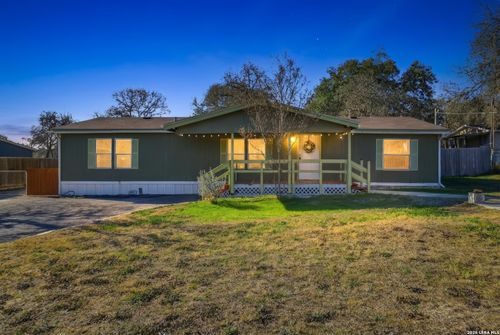 4418 Lost Hills Dr, Elmendorf, TX, 78112-6180 | Card Image