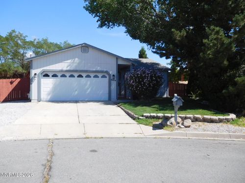 6424 Miwok Ct, Sun Valley, NV, 89433-6640 | Card Image