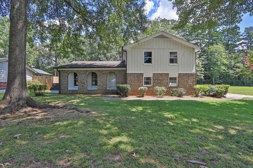 195 King Arthur Dr, Lawrenceville, GA, 30046-4753 | Card Image