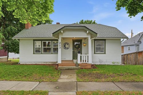 213 6th St, Cheney, WA, 99004 | Card Image