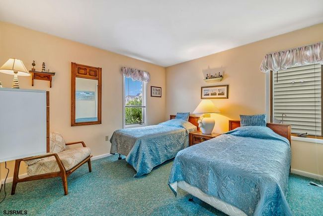 305 - 305 57 Th St, Condo with 4 bedrooms, 2 bathrooms and null parking in Ocean City NJ | Image 9