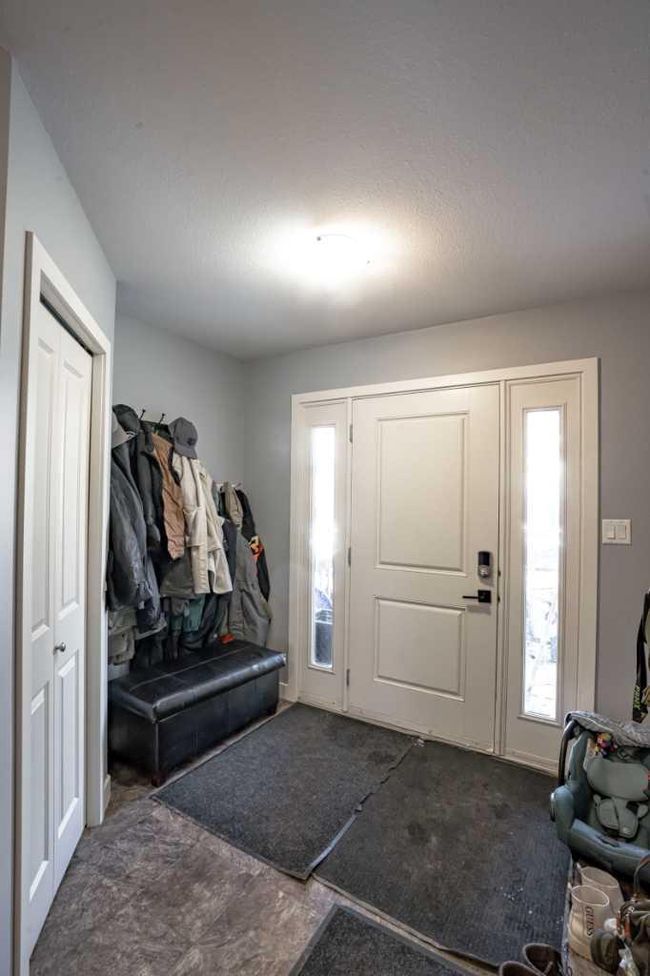 11307 91 St, Home with 3 bedrooms, 3 bathrooms and 3 parking in Peace River AB | Image 7