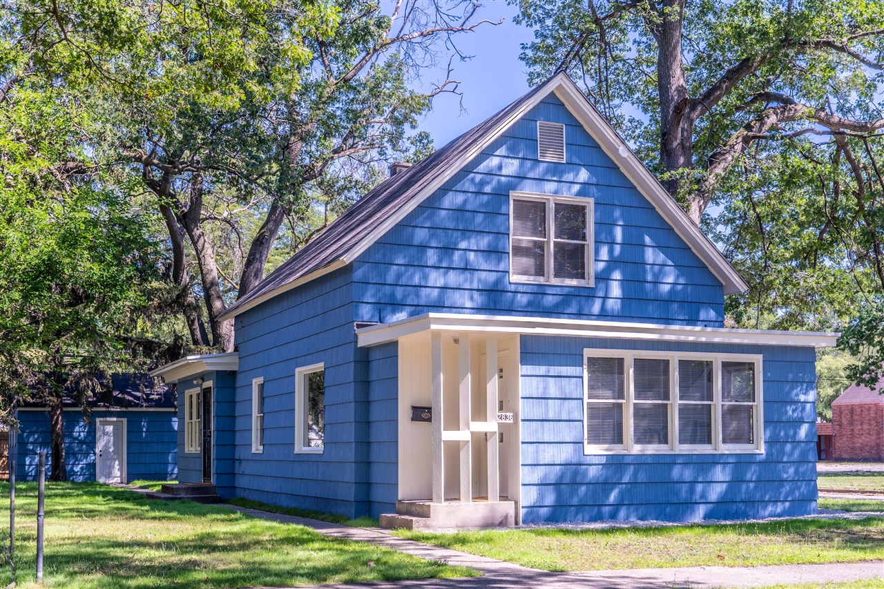 Leahy St, Muskegon, MI 49444