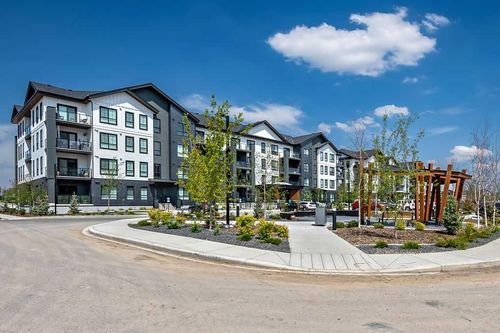 1413-100 Banister Dr, Okotoks, AB, T1S5Y2 | Card Image