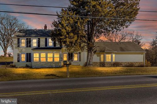 8204 Ball Rd, FREDERICK, MD, 21704-7752 | Card Image