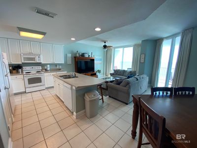 715 - 455 E Beach Boulevard, Condo with 3 bedrooms, 3 bathrooms and null parking in Gulf Shores AL | Image 2