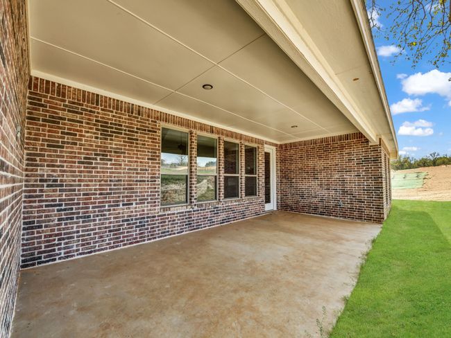 10008 Valley Oak Ct, House other with 4 bedrooms, 2 bathrooms and null parking in Springtown TX | Image 25