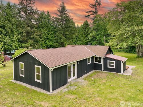 2748 El Camano Street, Camano Island, WA, 98282 | Card Image