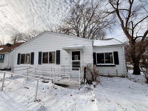 611 14th St Nw, Austin, MN, 55912-1439 | Card Image