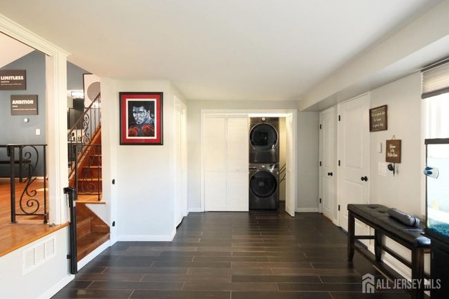 678 W 678 W Milton Avenue Avenue W, House other with 3 bedrooms, 2 bathrooms and null parking in Rahway NJ | Image 4
