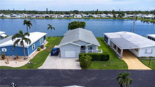 3139 Indian Village Ln, NORTH FORT MYERS, FL, 33917-1539 | Card Image