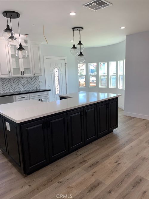 10603 S Osage, Inglewood, CA, 90304 | Card Image