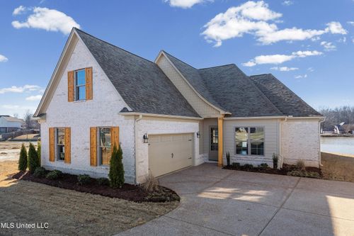 3711 Roland Dr, Southaven, MS, 38672-1046 | Card Image