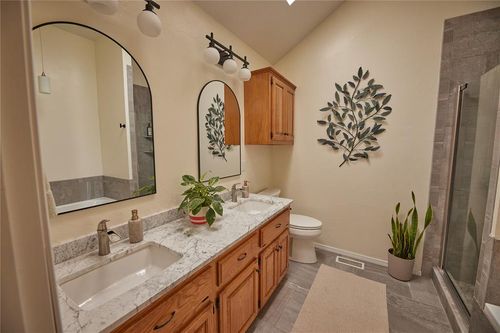 1212 Pine Vly, Edmond, OK, 73012-4364 | Card Image