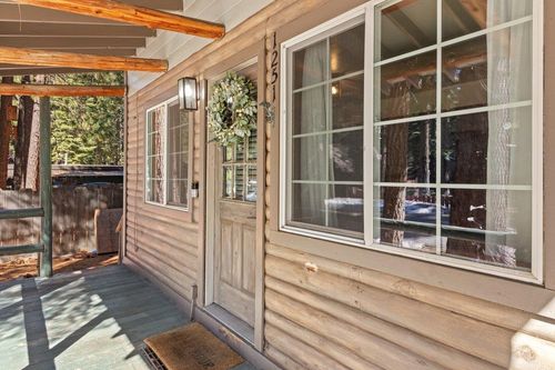 1251 Tata Ln, South Lake Tahoe, CA, 96150-3615 | Card Image