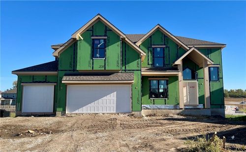 9423 N Jarboe Ct, Kansas City, MO, 64155-2746 | Card Image