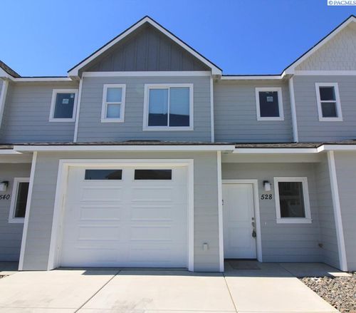 528 S Quillan Ct, Kennewick, WA, 99337 | Card Image