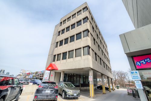 3rd-floor-6075 Yonge St, North York, ON, M2M3W2 | Card Image