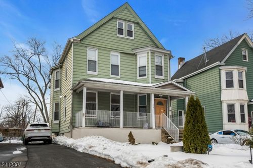 1-123 Dodd St, East Orange, NJ, 07017-3210 | Card Image