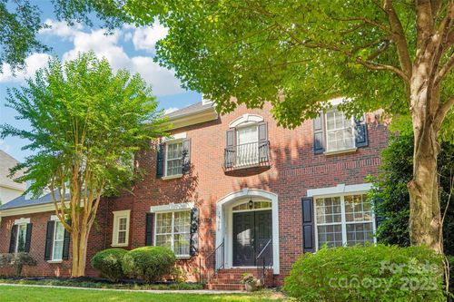 15620 Glen Miro Dr, Huntersville, NC, 28078-2201 | Card Image