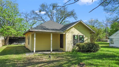 1005 E Evergreen Street, Mexia, TX, 76667 | Card Image