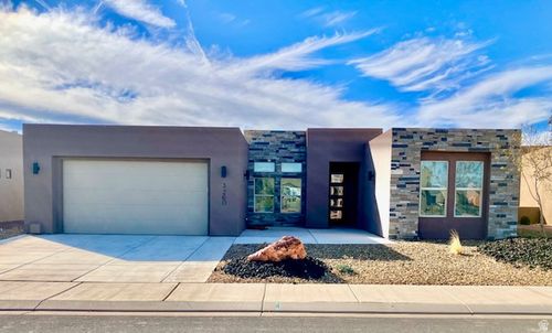 3260 Retreat Dr, Hurricane, UT, 84737-7778 | Card Image