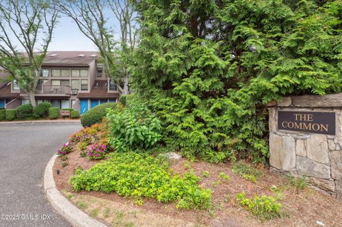 305-1465 E Putnam Ave, Old Greenwich, CT, 06870-1338 | Card Image