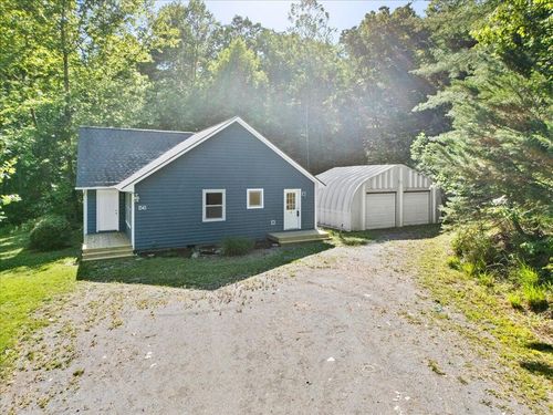 56 Craig Woods Rd, New Castle, VA, 24127-4036 | Card Image