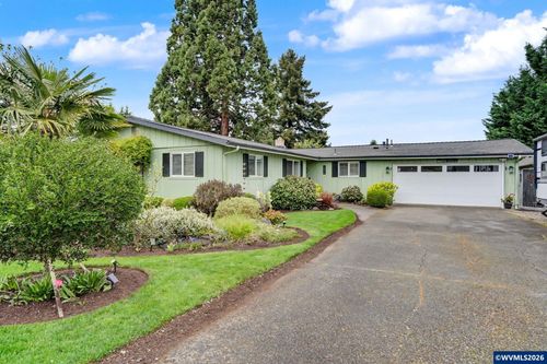 1075 Moneda Av N, Keizer, OR, 97303 | Card Image