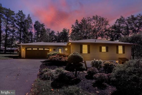 240 Monocacy Creek Rd, BIRDSBORO, PA, 19508-1407 | Card Image