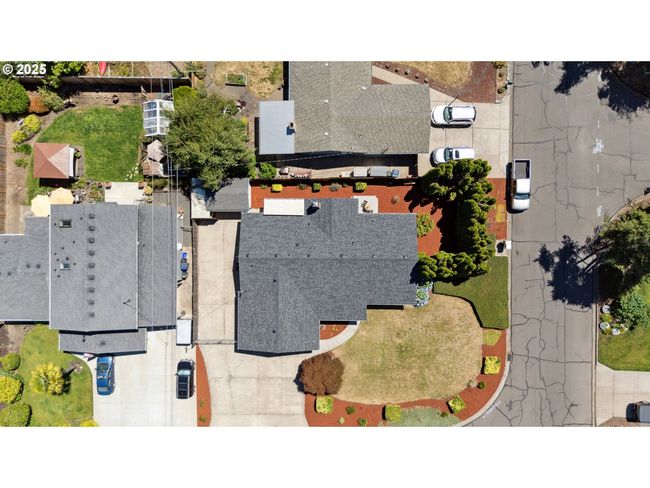 1603 Delrose Ave, House other with 2 bedrooms, 1 bathrooms and 2 parking in Springfield OR | Image 23