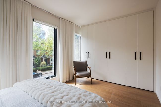 48 Shaftesbury Ave, House attached with 4 bedrooms, 5 bathrooms and null parking in Toronto ON | Image 21