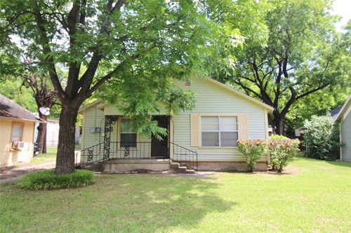 421 Dr Martin Luther King Jr Blvd, Waxahachie, TX, 75165-3861 | Card Image