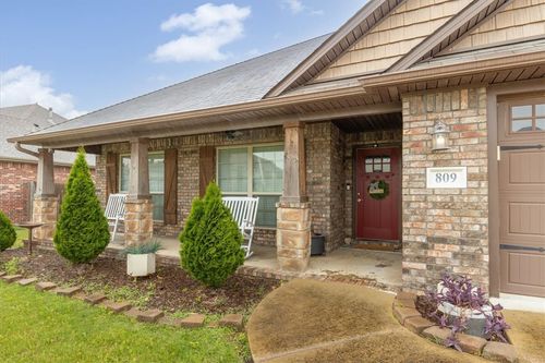 809 Dollar St, Cave Springs, AR, 72718-6501 | Card Image