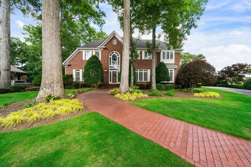 2202 Lattimore Farm Dr Nw, Kennesaw, GA, 30152-4738 | Card Image