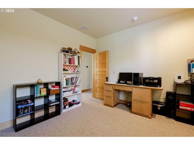 11164 Desert Sky Loop, House other with 3 bedrooms, 2 bathrooms and null parking in Redmond OR | Image 22