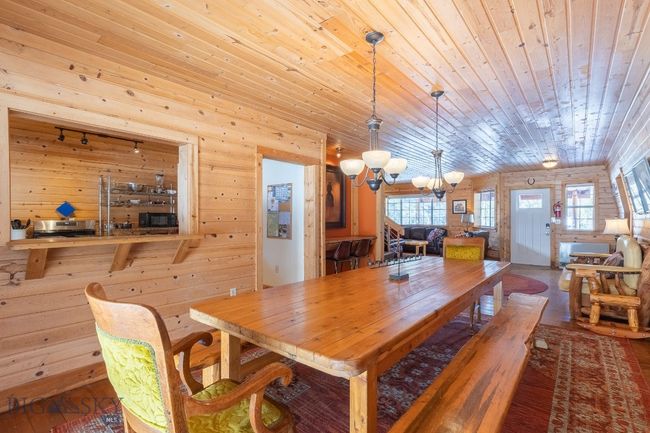 286 Mule Deer Rd, House other with 3 bedrooms, 4 bathrooms and null parking in West Yellowstone MT | Image 17