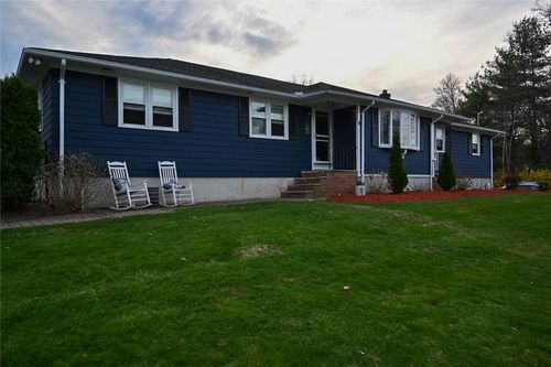 62 Canonchet Trl, Cranston, RI, 02921-2515 | Card Image