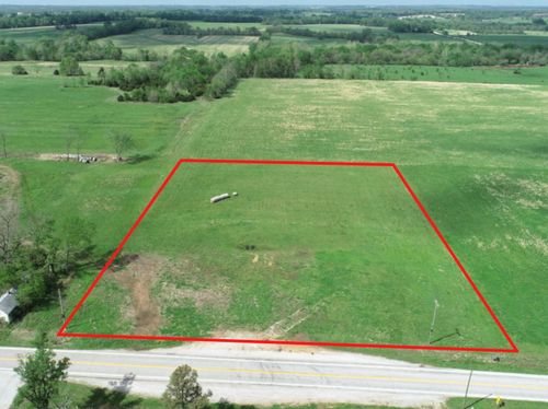 6777 E Highway 32, El Dorado Springs, MO, 64744-8346 | Card Image