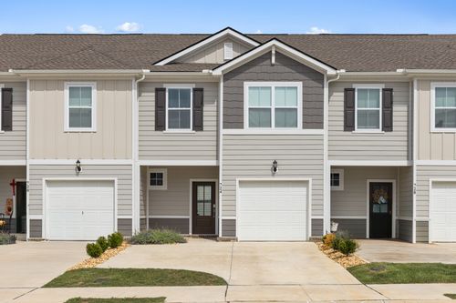724 Big Bend Ct, White House, TN, 37188-2239 | Card Image