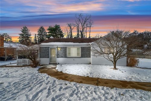 4940 Gardenville Rd, Pittsburgh, PA, 15236-2481 | Card Image