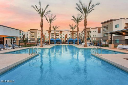 3-28201 N Black Canyon Hwy, Phoenix, AZ, 85085-7640 | Card Image