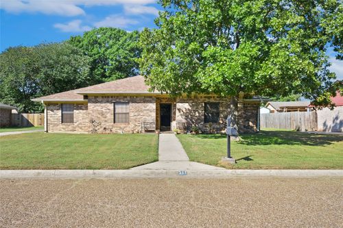 311 Wheeler Creek Ct, Gainesville, TX, 76240-4521 | Card Image