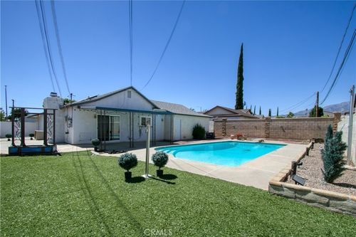 1034 Thompson Ave N, Banning, CA, 92220 | Card Image