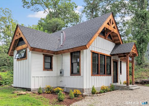 15-262 Great Plain Rd, Danbury, CT, 06811 | Card Image