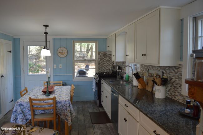 New Kitchen with SS appliances. | Image 7