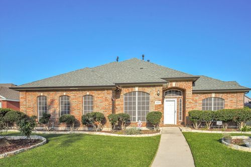 4213 Forestedge Dr, Grand Prairie, TX, 75052-3165 | Card Image