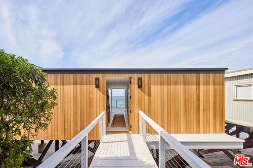 42750 Pacific Coast Hwy, Malibu, CA, 90265-2007 | Card Image