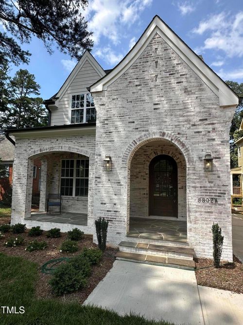 5-3302.5 Hall Pl, Raleigh, NC, 27607-7053 | Card Image