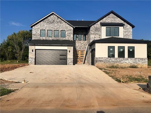 4424 S 88th St, Bentonville, AR, 72713-6124 | Card Image